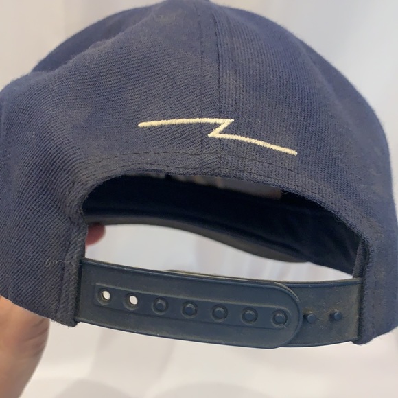 Us versus them cap - Picture 5 of 5